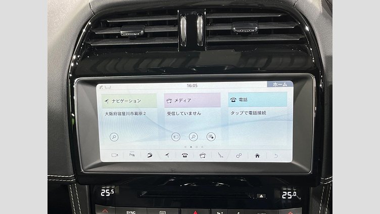 2019 認定中古車 Jaguar F-Pace Yulong White 3.0 litre V6 Supercharged Petrol S