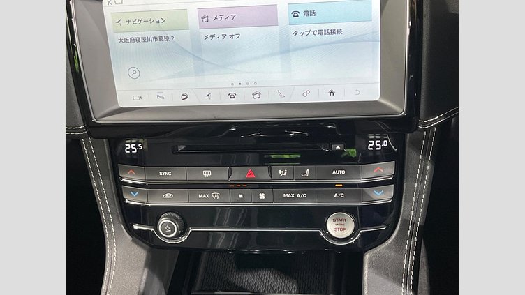 2019 認定中古車 Jaguar F-Pace Yulong White 3.0 litre V6 Supercharged Petrol S