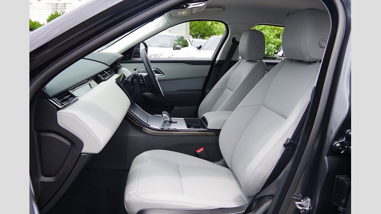 2025 認定中古車 Land Rover Range Rover Velar カルパチアングレイ D200マイルドハイブリッド（ディーゼル） スタンダードホイールベース S