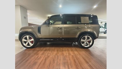 Defender 110 1