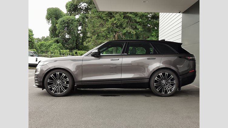 2025 認定中古車 Land Rover Range Rover Velar シャラントグレイ D200マイルドハイブリッド（ディーゼル） Dynamic SE