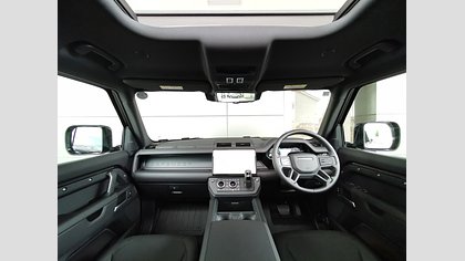 Defender 110 3