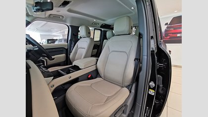 Defender 110 4