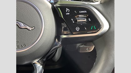 E-Pace 13