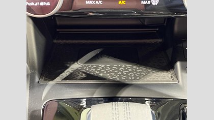 E-Pace 56