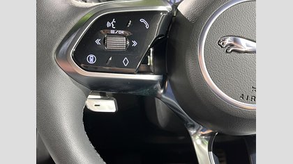 E-Pace 39