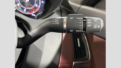 E-Pace 38