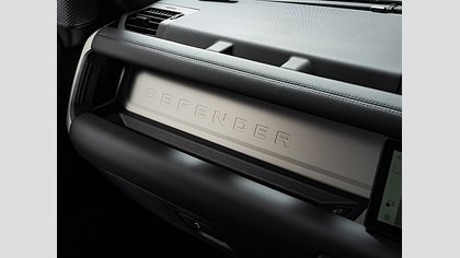 Defender 110 49