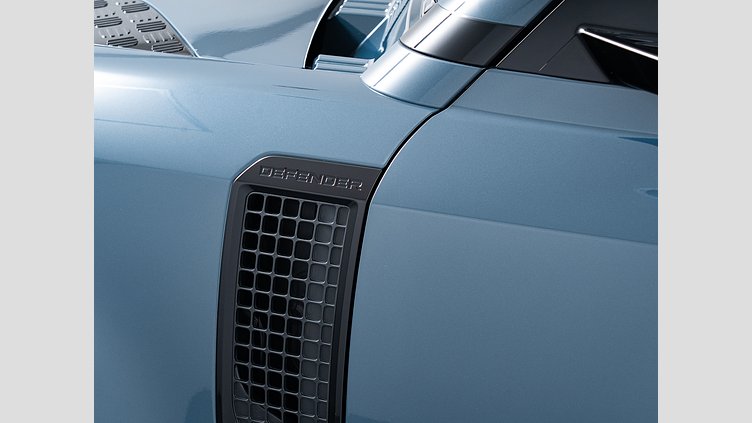 2024 認定中古車 Land Rover Defender 110 タスマンブルー D300 AWD（AT） S