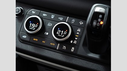 Defender 110 37