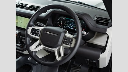 Defender 110 28