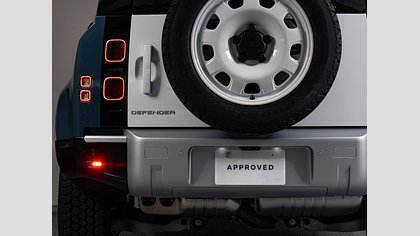 Defender 110 8
