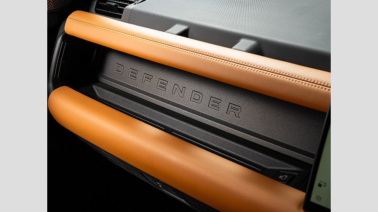 2023 認定中古車 Land Rover Defender 110 カルパチアングレイ P525 AWD (AT) V8 CARPATHIAN EDITION
