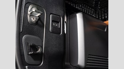 Defender 110 61