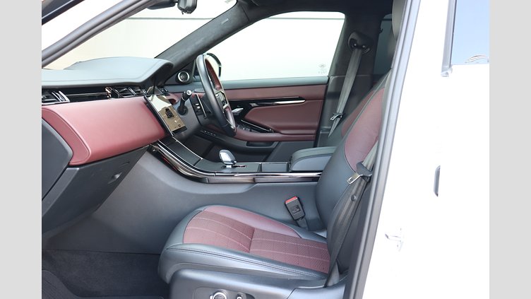 2023 認定中古車 Land Rover Range Rover Evoque オストゥーニパールホワイト P300eプラグインハイブリッド（ガソリン） スタンダードホイールベース AUTOBIOGRAPHY
