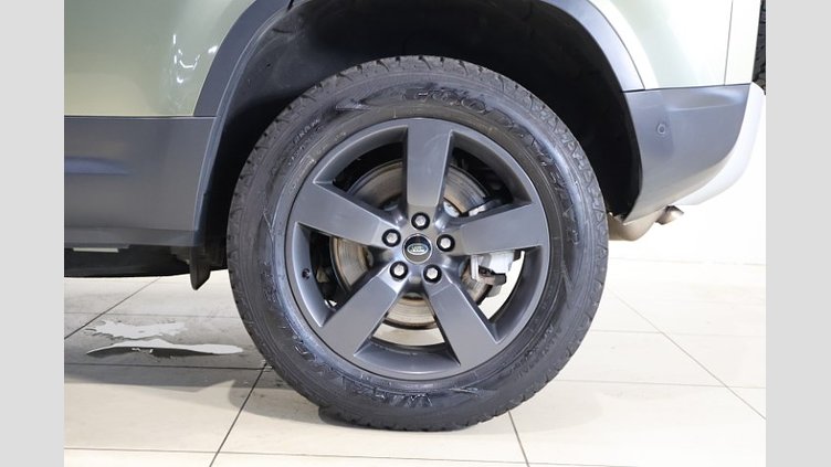 2023 認定中古車 Land Rover Defender 110 パンゲアグリーン D300 AWD（AT） S