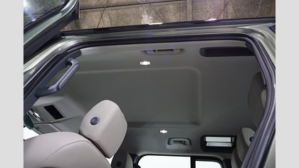Defender 110 12