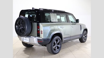 Defender 110 14