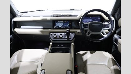 Defender 110 3