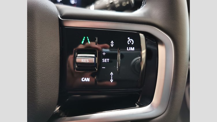 2024 認定中古車 Land Rover Discovery Sport オストゥーニパールホワイト P250（ガソリン） 標準ホイール DYNAMIC SE