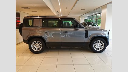 Defender 110 12