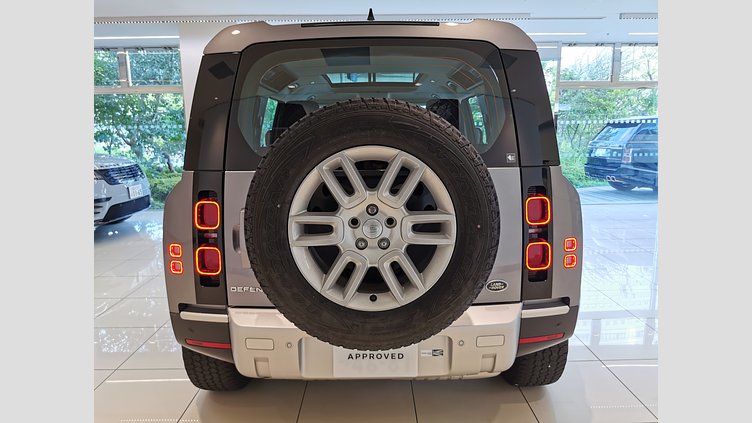 2023 認定中古車 Land Rover Defender 110 アイガーグレイ D300 AWD（AT） S