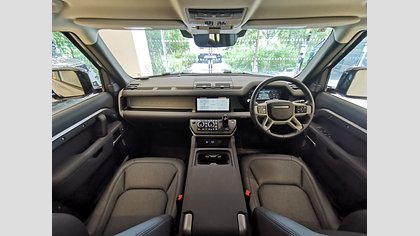 Defender 110 3
