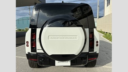 Defender 90 6