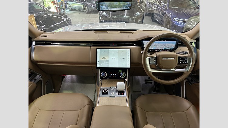 2022 認定中古車 Land Rover Range Rover アイシーホワイト - グロスフィニッシュ P530 AWD（AT） スタンダードホイールベース SV