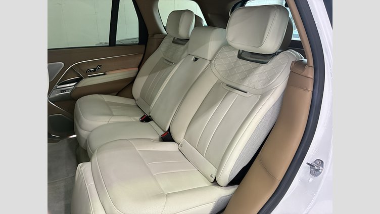 2022 認定中古車 Land Rover Range Rover アイシーホワイト - グロスフィニッシュ P530 AWD（AT） スタンダードホイールベース SV