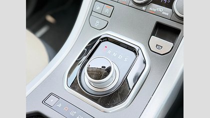 Range Rover Evoque 34