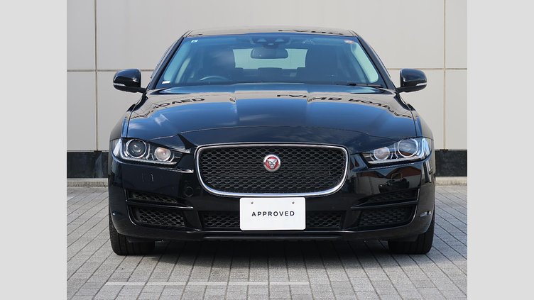 2017 認定中古車 Jaguar XE Narvik Black ガソリン ＸＥ ＳＥ