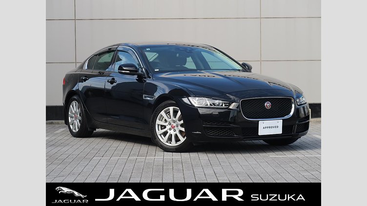 2017 認定中古車 Jaguar XE Narvik Black ガソリン ＸＥ ＳＥ