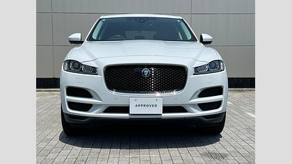F-Pace 21