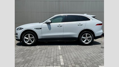 F-Pace 26