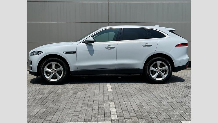 2016 認定中古車 Jaguar F-Pace Yulong White ディーゼル プレステージ