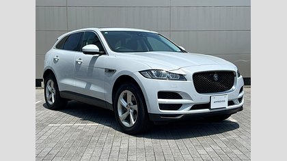 F-Pace 31