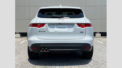 F-Pace 32