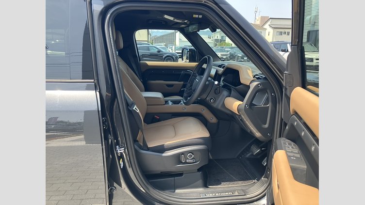 2024 認定中古車 Land Rover Defender 130 カルパチアングレイ D350 ディーゼルマイルドハイブリッド X