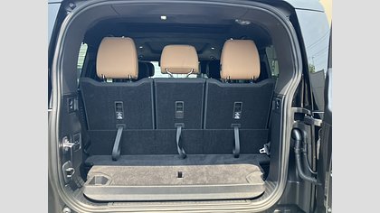Defender 130 31