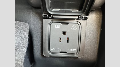 Defender 130 27