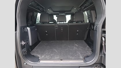 Defender 110 4