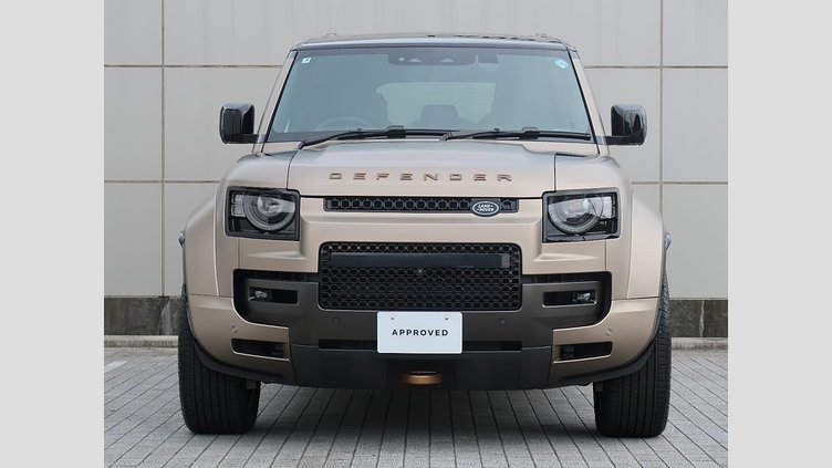 2025 認定中古車 Land Rover Defender 110 ペトラカッパー P635 ガソリンV8マイルドハイブリッド OCTA