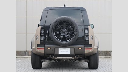 Defender 110 8