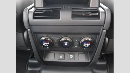 Defender 110 66