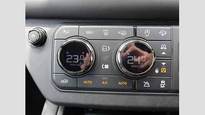 Defender 110 31