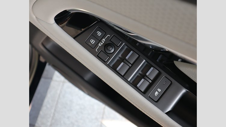 2022 認定中古車 Land Rover Range Rover Evoque ポルトフィーノブルー D200 AWD（オートマチック）MHEV R-DYNAMIC S
