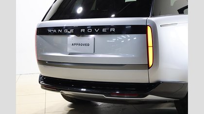 Range Rover 15