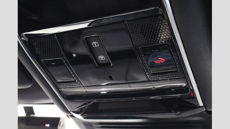 2024 認定中古車 Land Rover Range Rover Hakuba Silver 3.0 litre i6 PHEV​ SWB SE P550