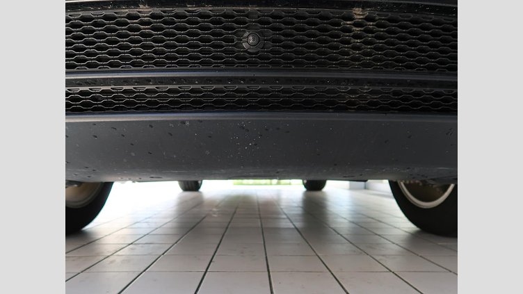 2017 認定中古車 Land Rover Range Rover Velar Santorini Black 2.0 litre i4D Diesel Ｓ １８０ＰＳ